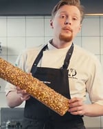 Vaasan-tumma-long-bread-1080x1350